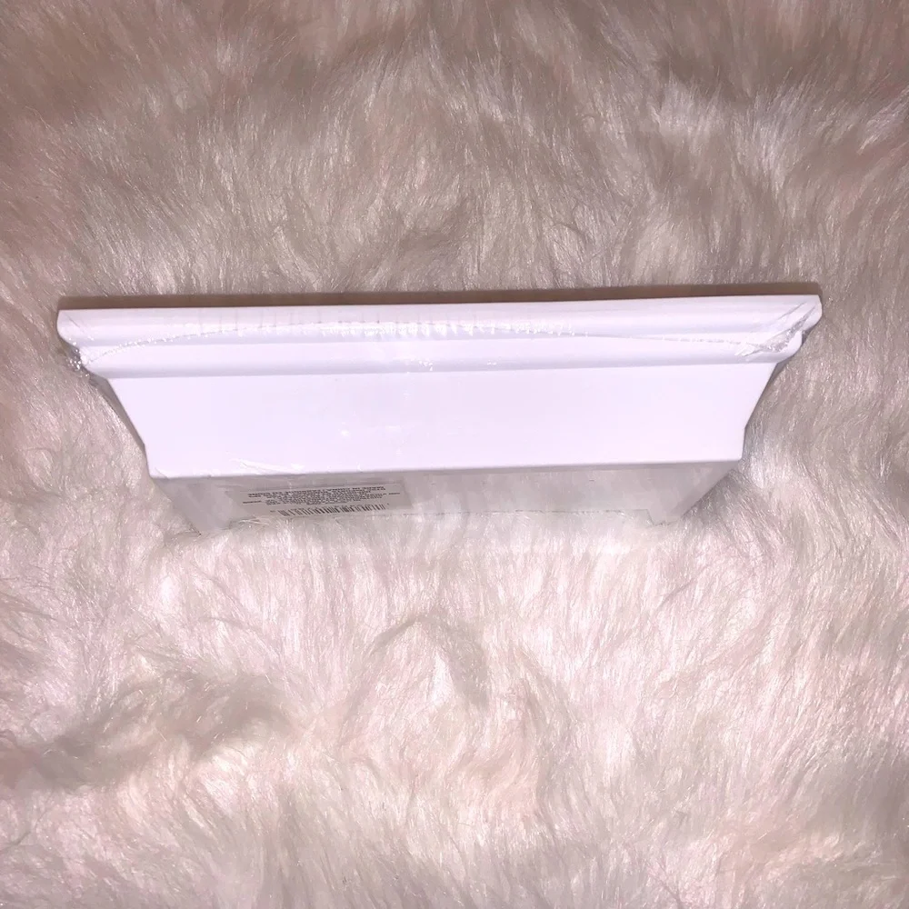 N/A new white