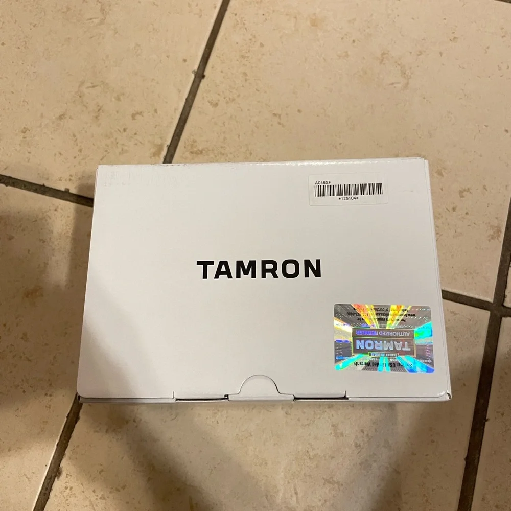 Tamron iii 28mm