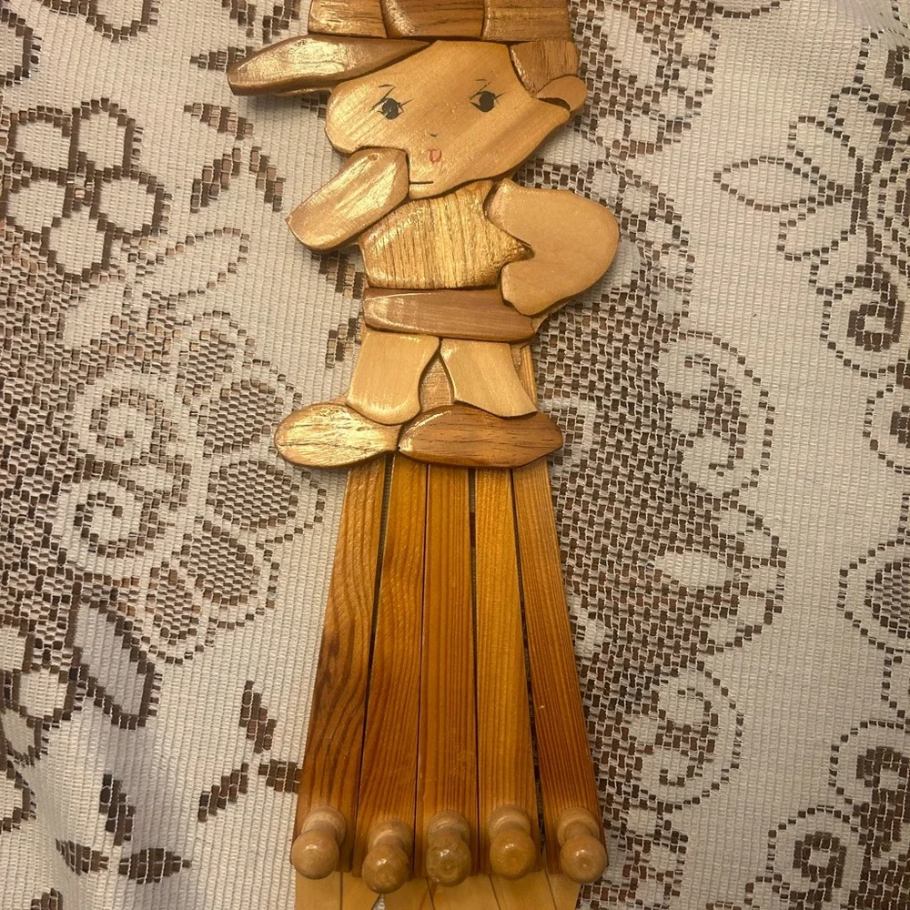 N/A unique wooden