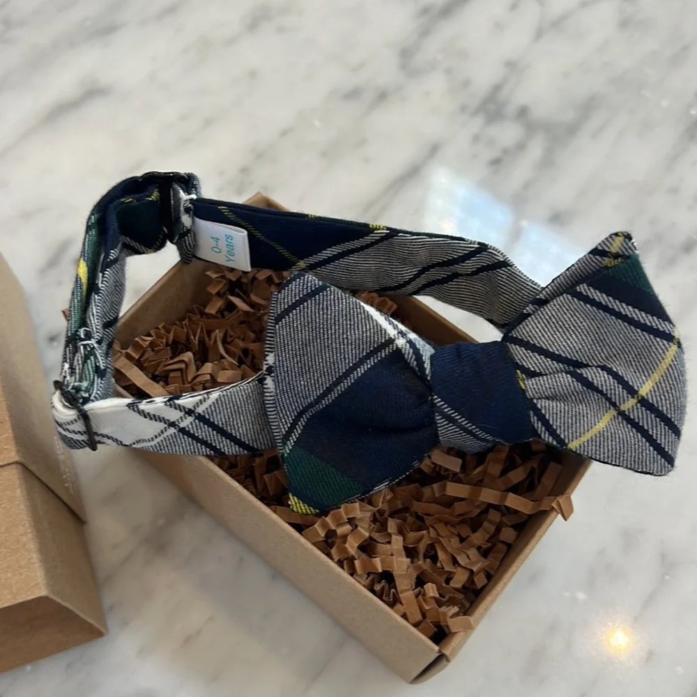 New Tadpole and Lily Boys Bow Tie in Tartan Plaid 0-4 Years