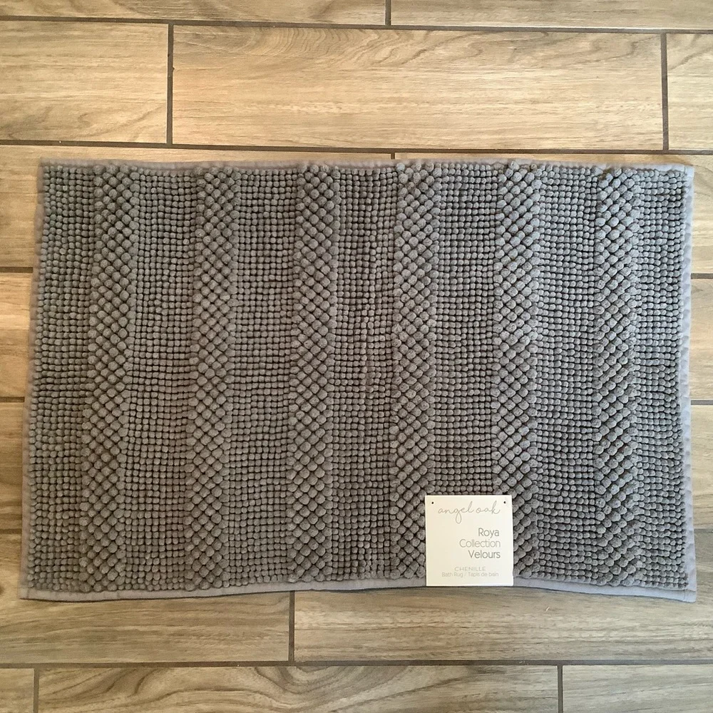 Angel Oak Chenille Bath Mat