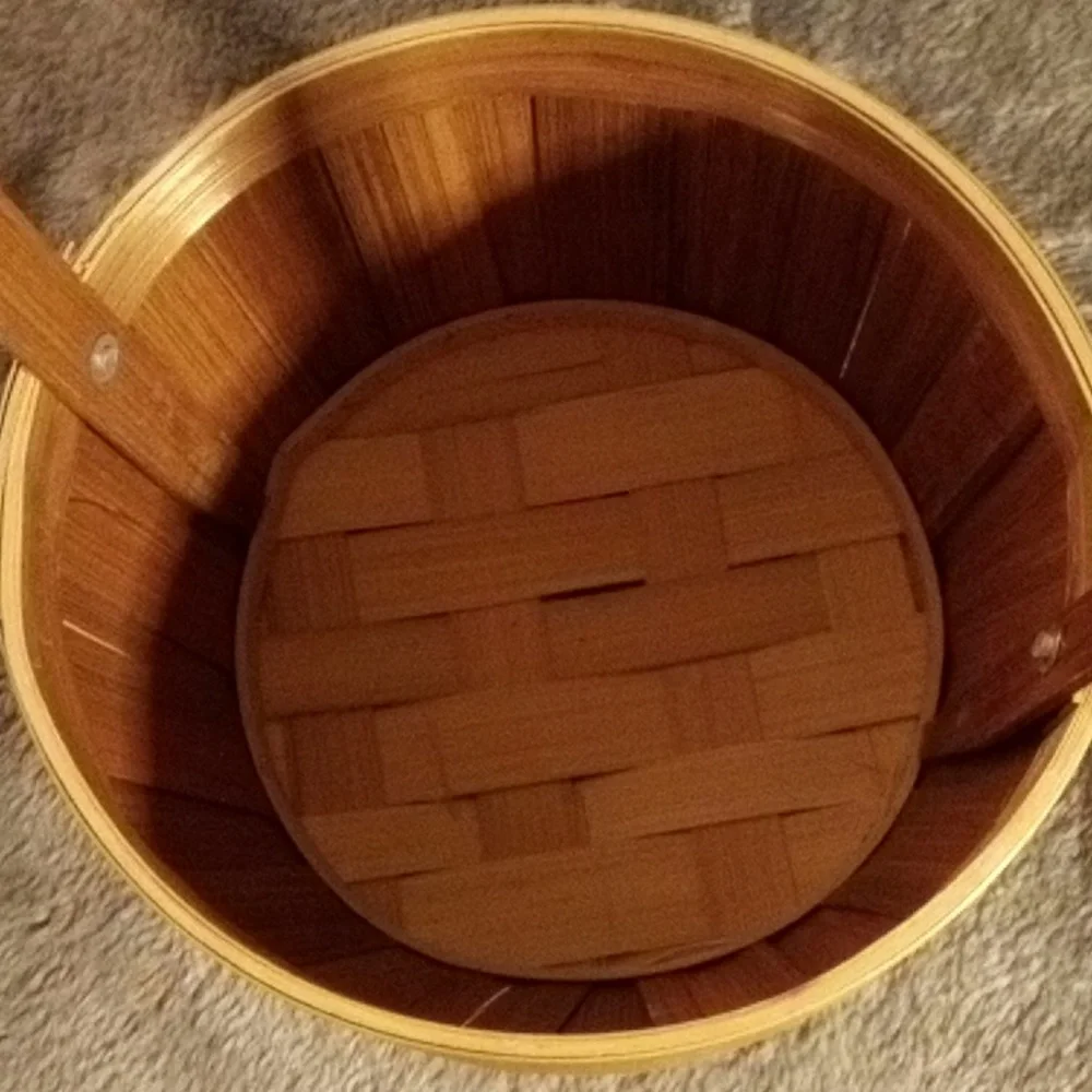 BASKET small woven
