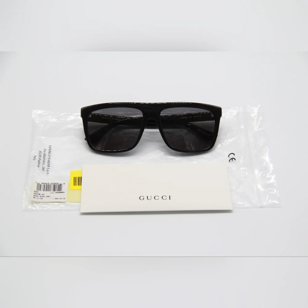 Gucci frame 17