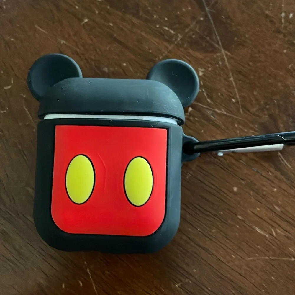 Mickey Mouse Air pod case cover