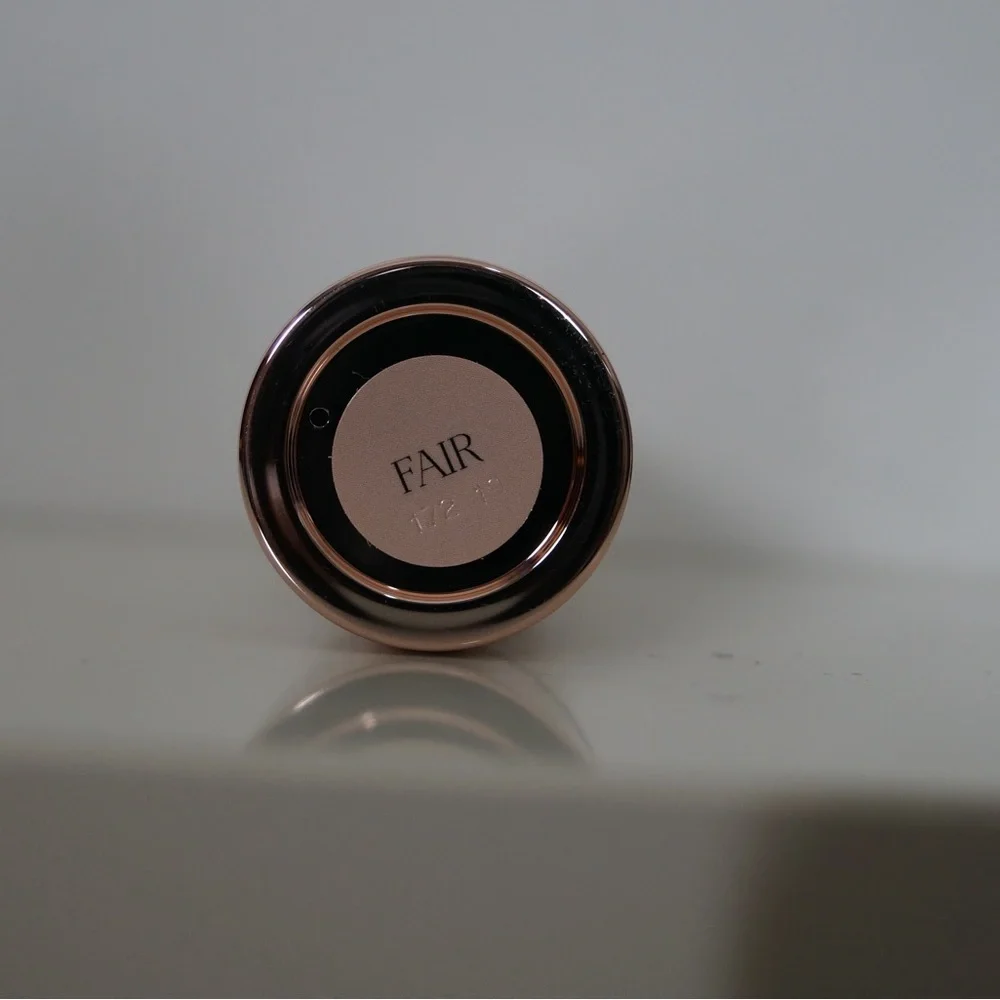 Doll 10 Hydralux Smoothing Fair Foundation NEW