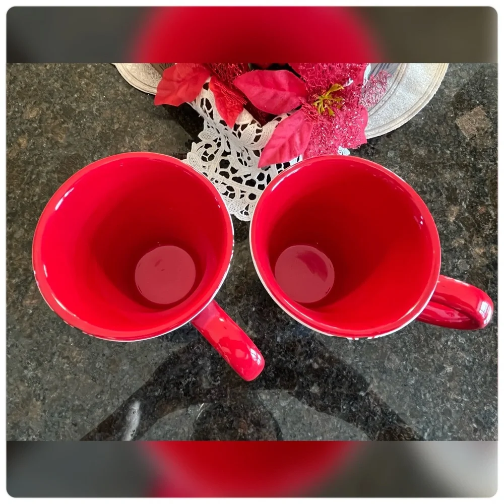Pier 1-Hand Painted Pair of ‘Candy Cane’ Mugs-EUC!!!