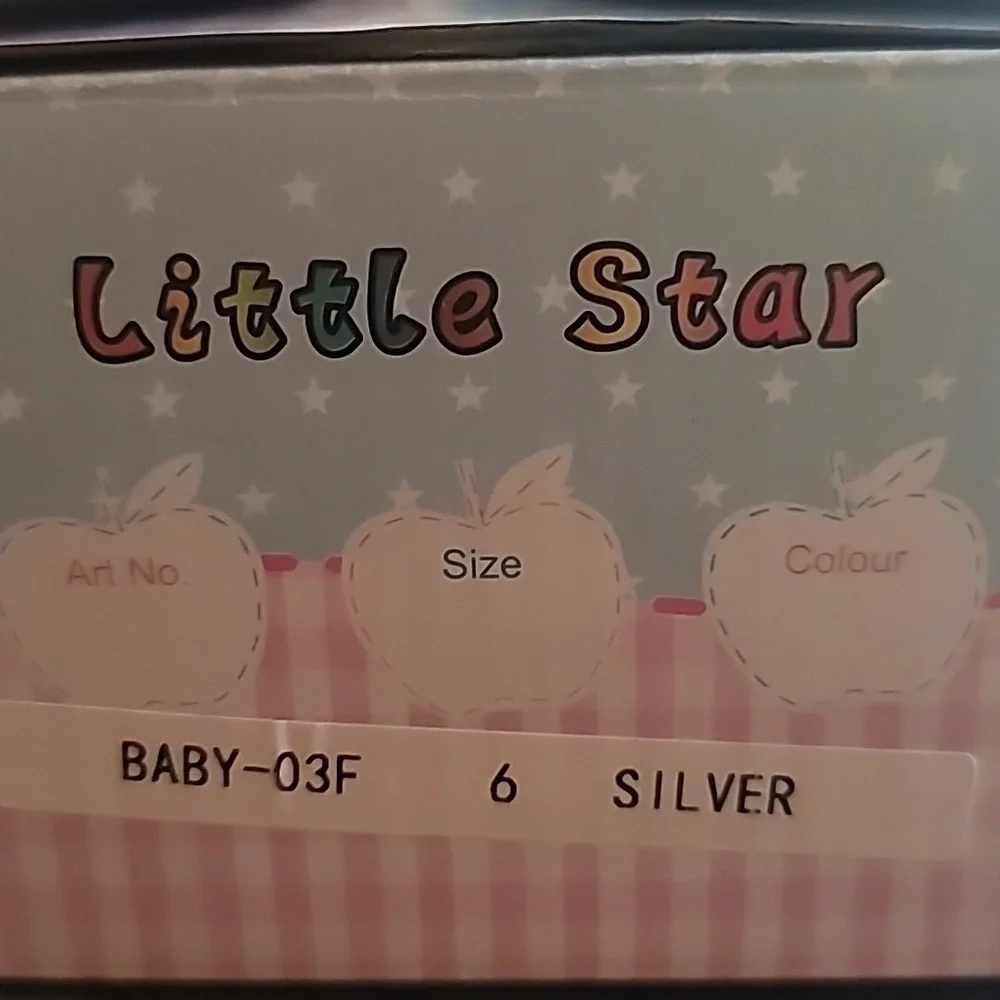 Little Star Silver Sequins White Pink Bow Strap Sandals Squeek Shoes, Size 6