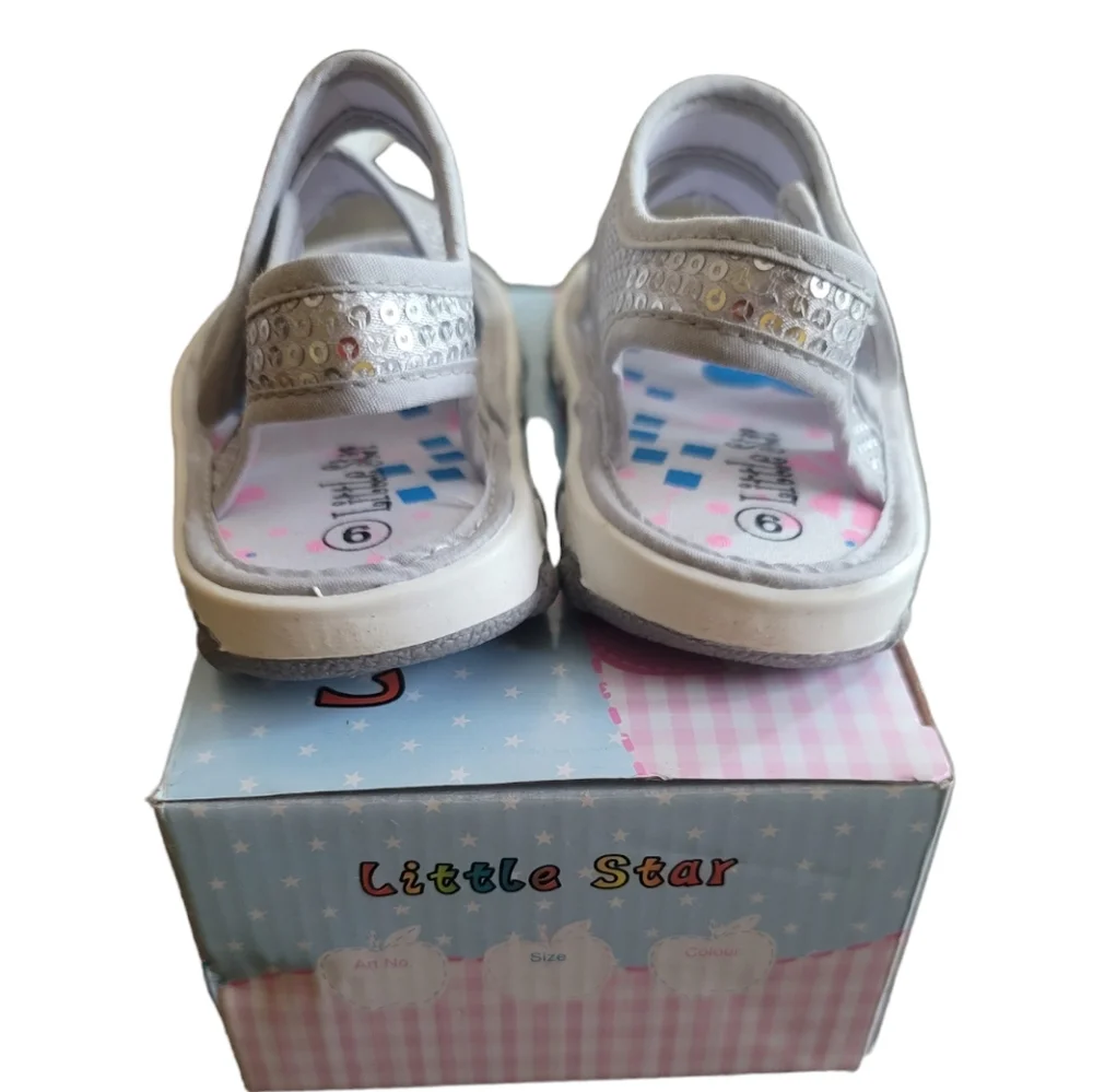 Little Star Silver Sequins White Pink Bow Strap Sandals Squeek Shoes, Size 6