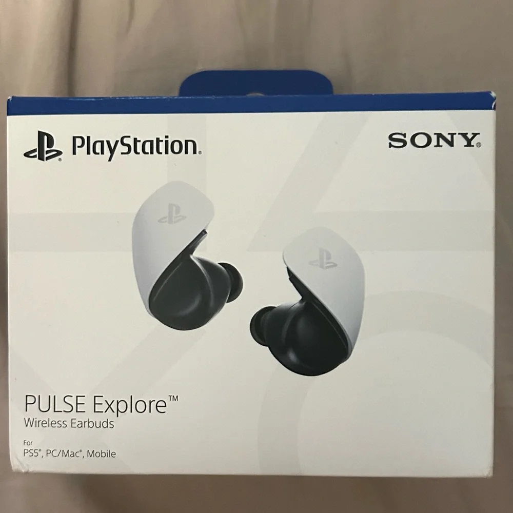Brand New Sealed Sony Pulse Earbuds