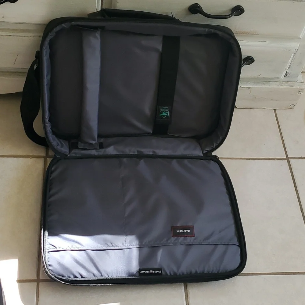 Swiss Gear laptop gear