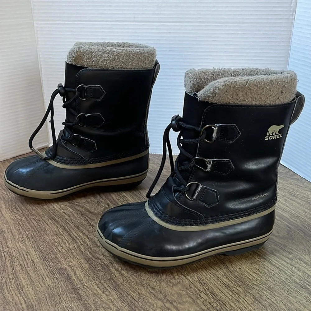 Sorel kids waterproof