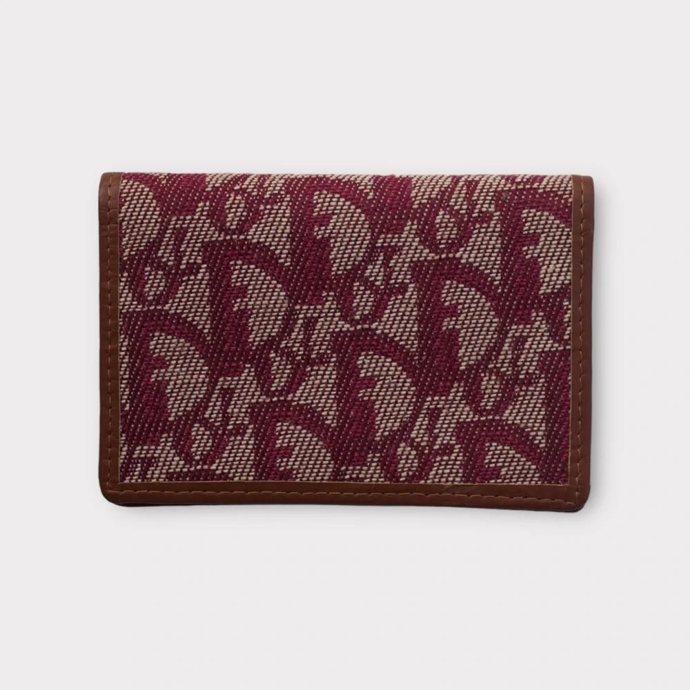 christian dior 2000s red trotter cardholder