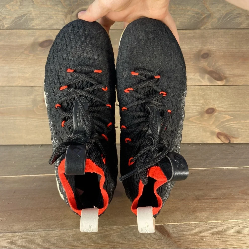 Nike offer follow box