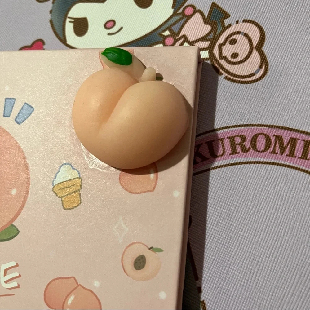 18 Color Neutral Warm-Toned Peach Palette with Squishy Peach
