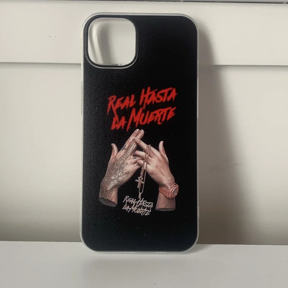 I am selling a Anuel AA that I had bought for my boyfriend I got the wrong size
