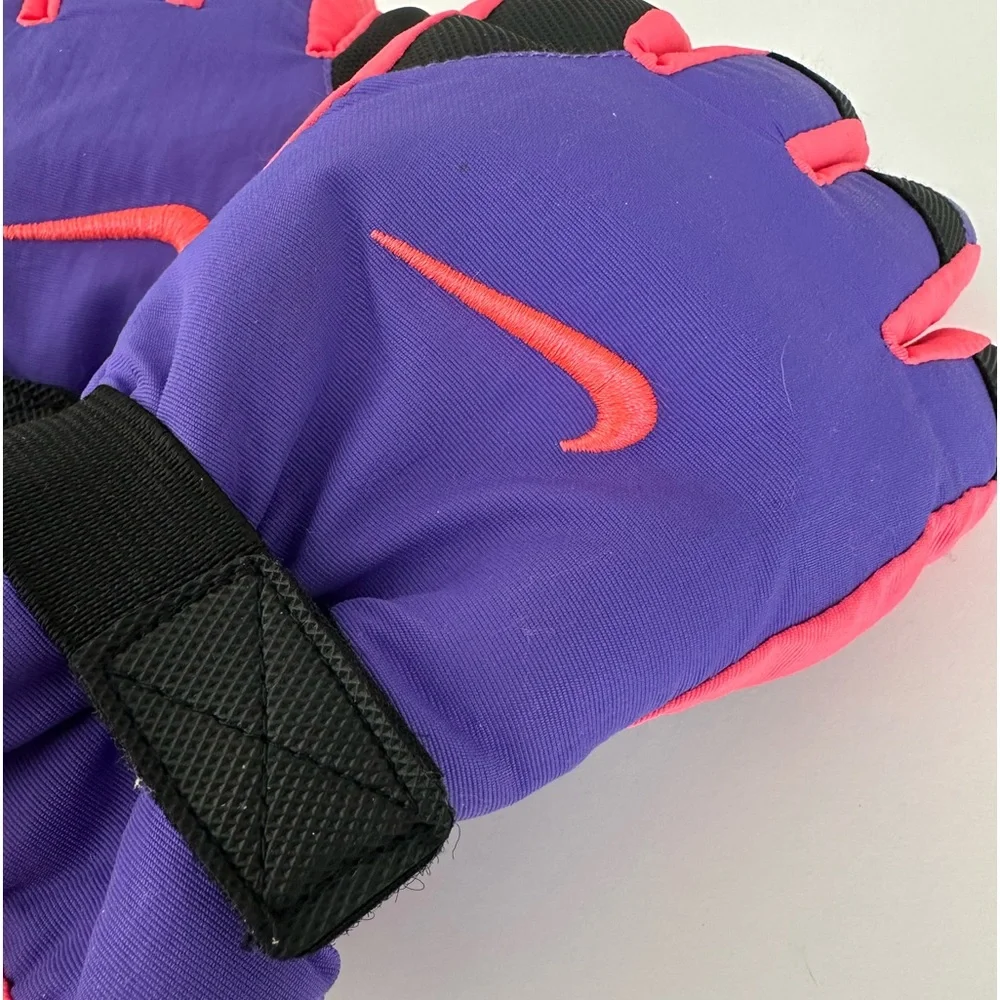 Nike palm elasticized sports