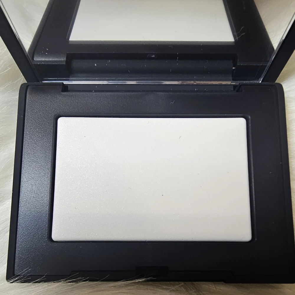 NARS new translucent