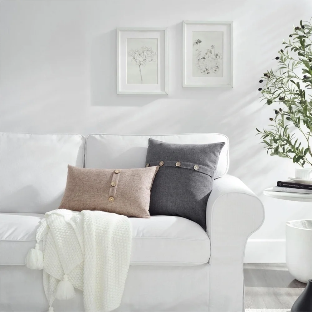 West Elm 🌸beautiful pillowcase