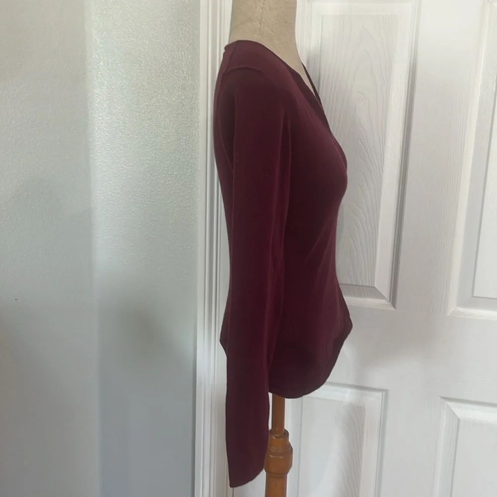 Jacob sweater pullover long sleeve V-neck lightweight cotton burgundy red size S