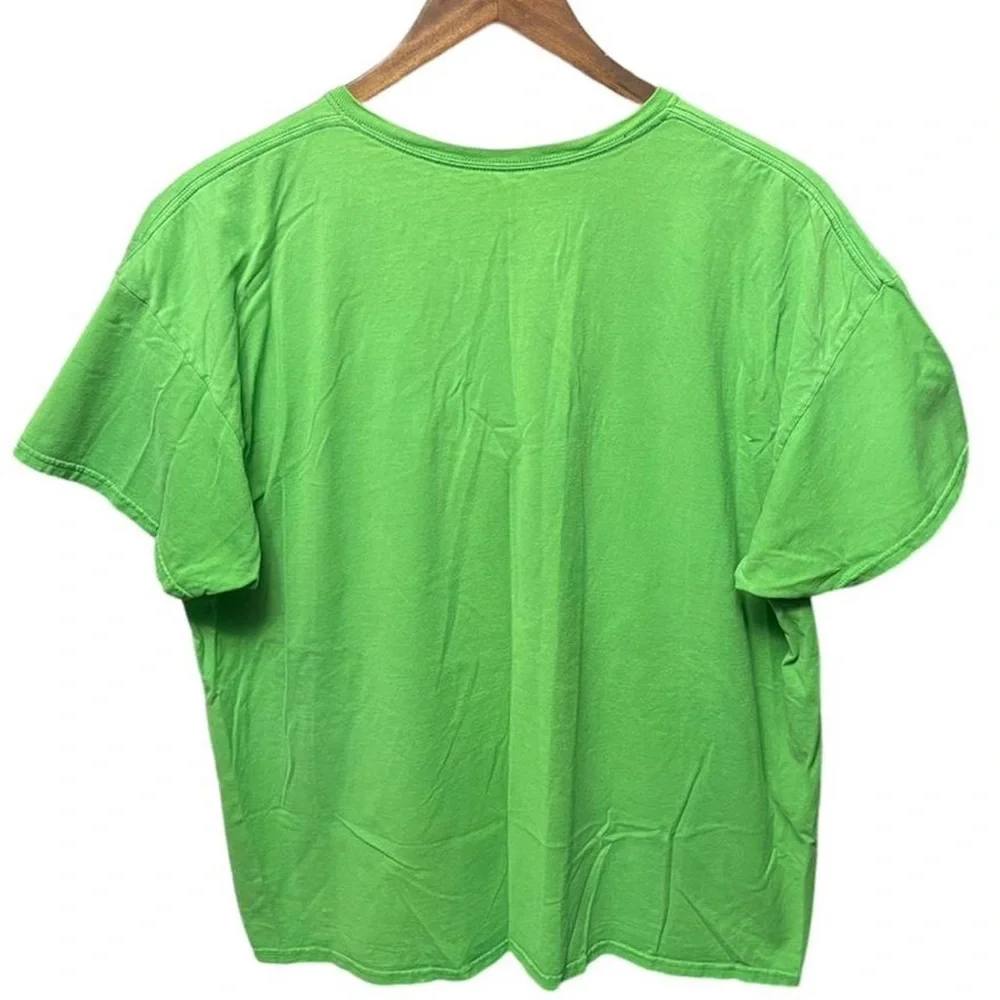 Fruit of the Loom show feel