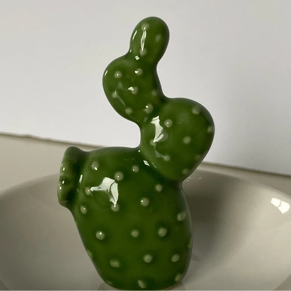 Cactus Ring Holder Dish Ceramic Vintage Jewelry Tray Green White Bowl Southwest