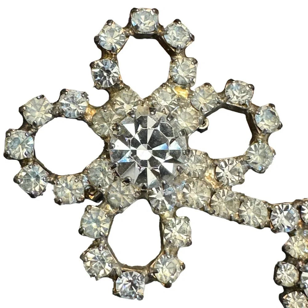 Vintage beautiful rhinestone