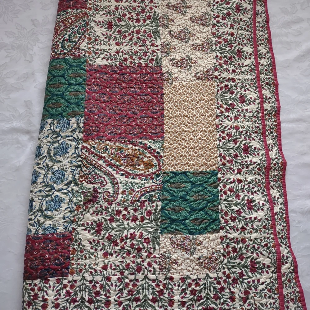 King quilt boho red Burgundy floral paisley Patchwork prints Vintage Style