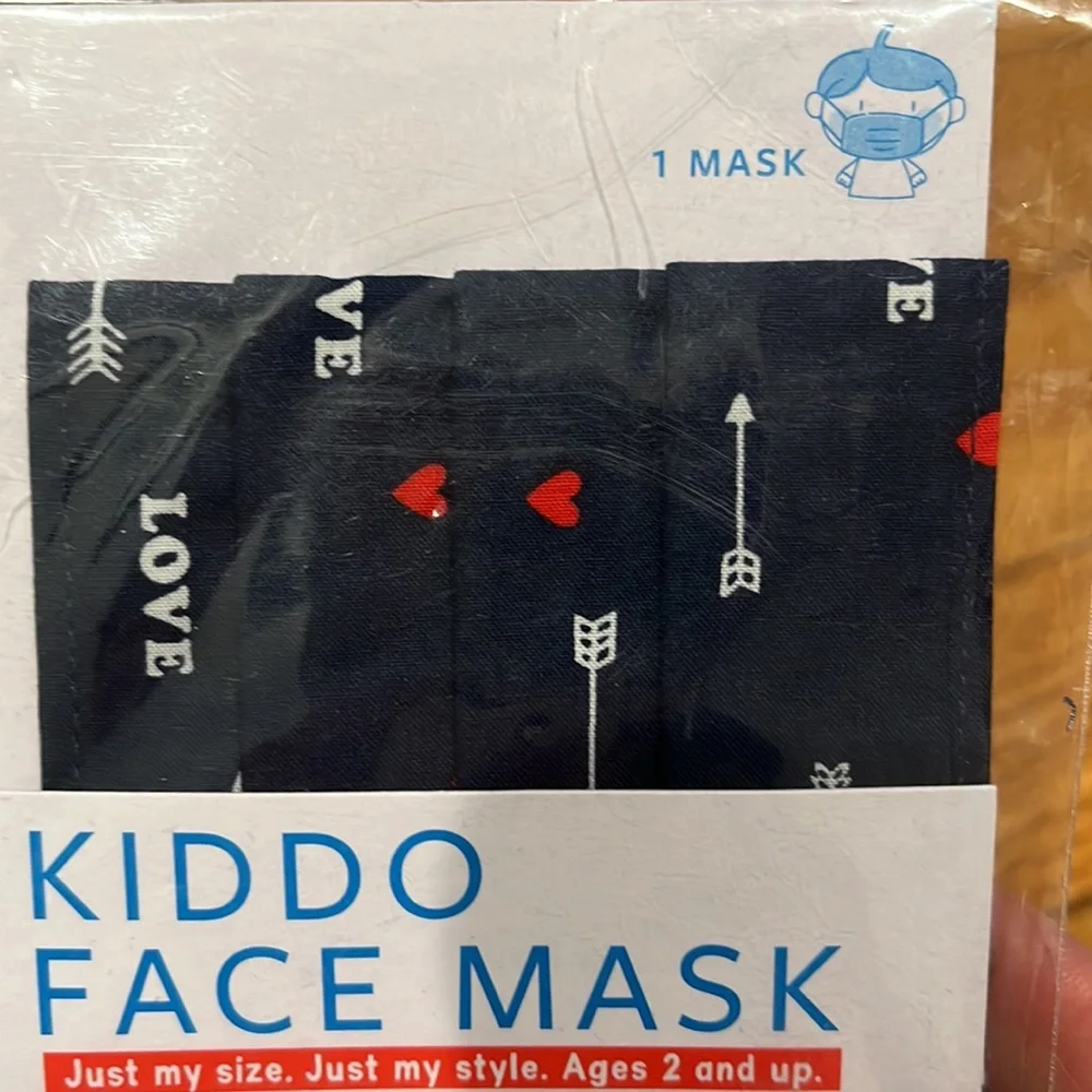 NWT Kiddo Face Mask 2 pack