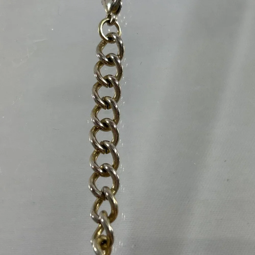 Unbranded gold tone