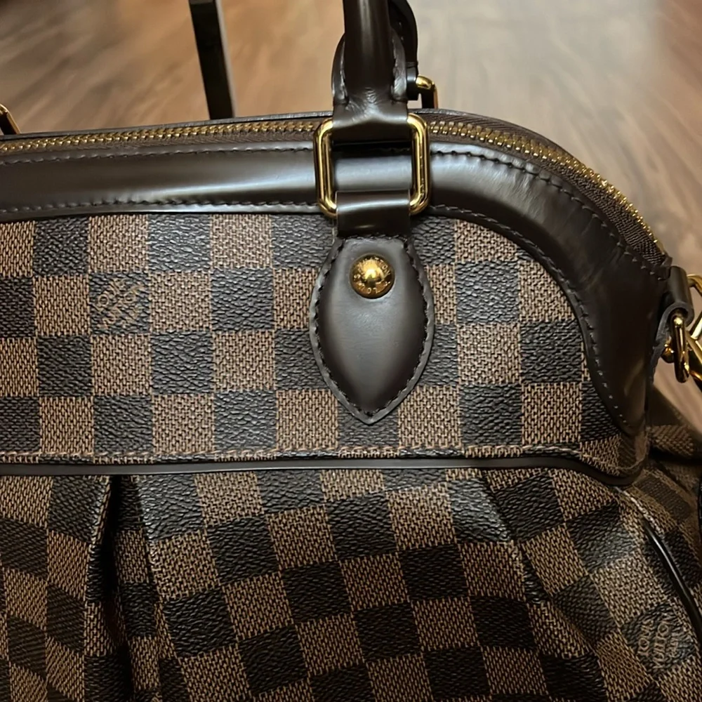 Louis Vuitton absolutely beautiful