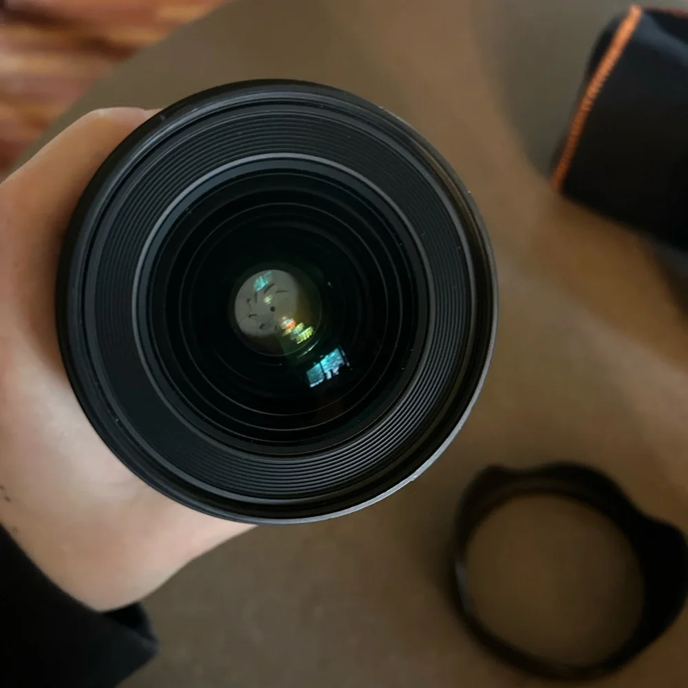 Nikon includes pouch