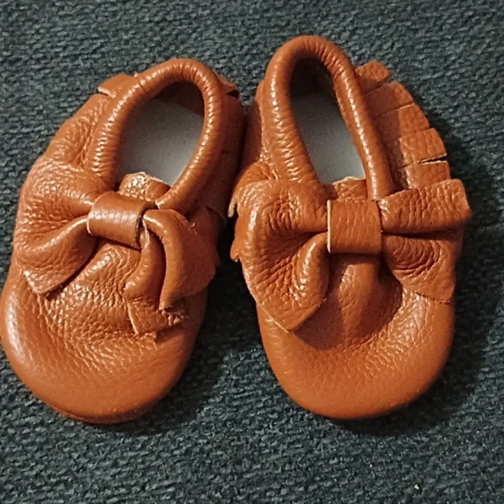 Baby bow moccasins