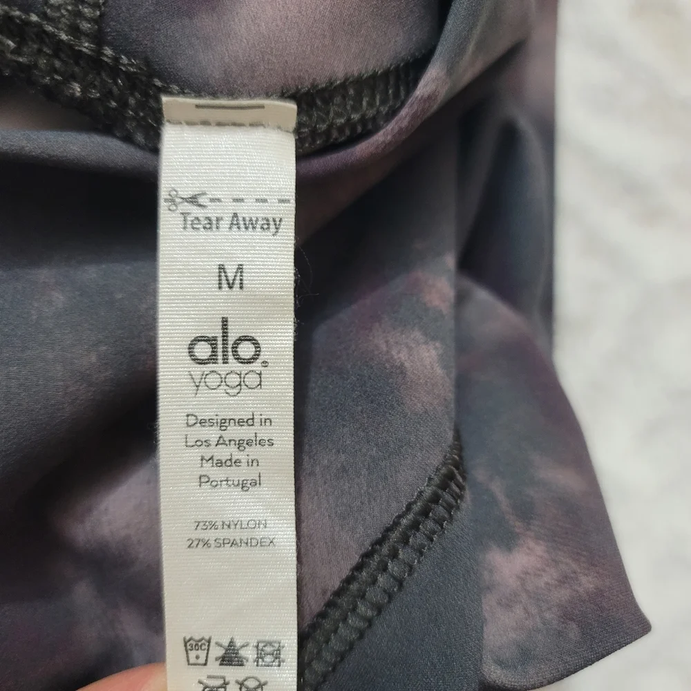 ALO Yoga excellent pre