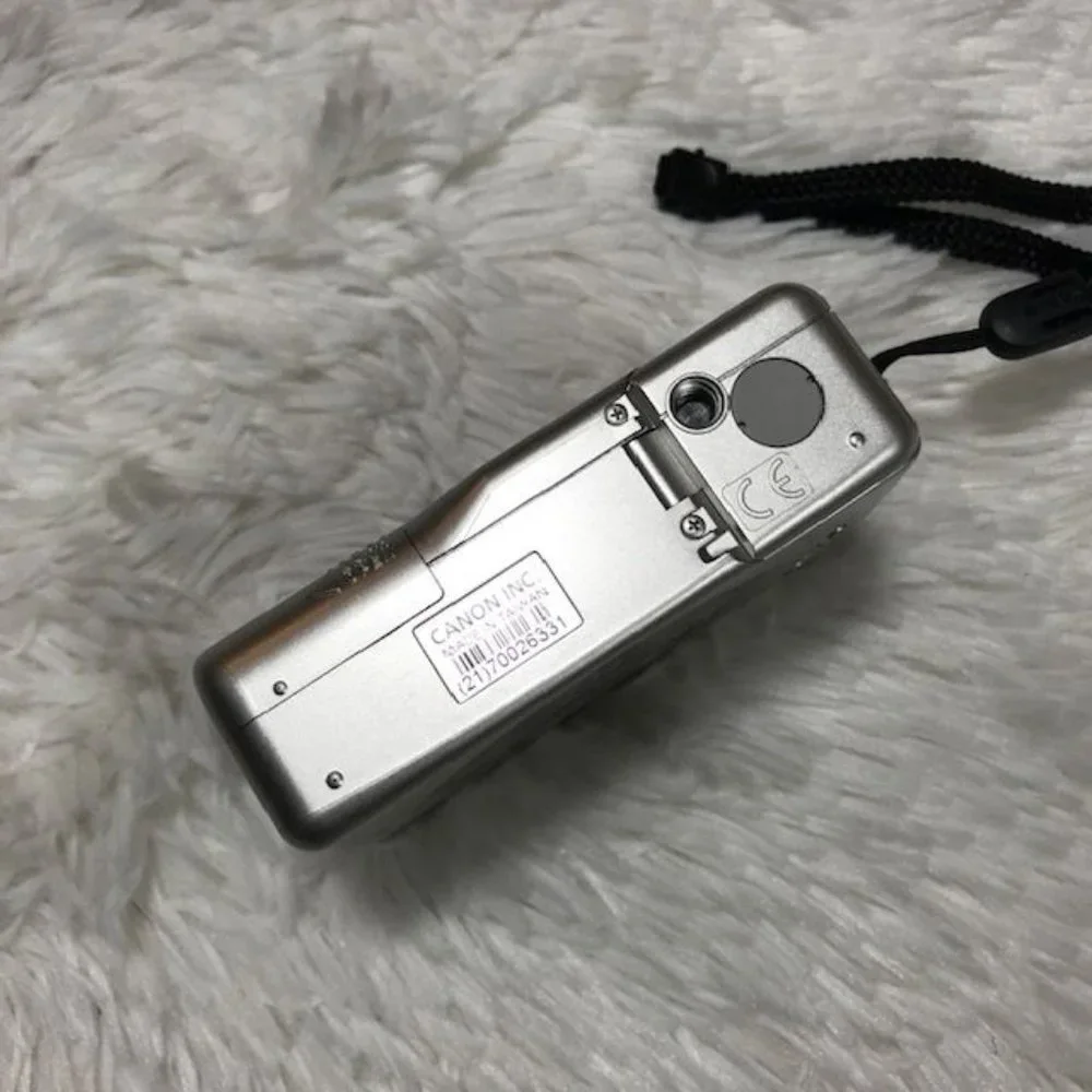 Canon pocket wear three
