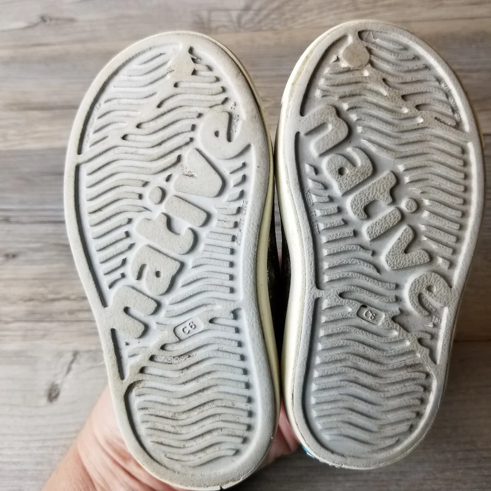 Native Jefferson Jiffy Bling Silver Glitter Water Sneakers