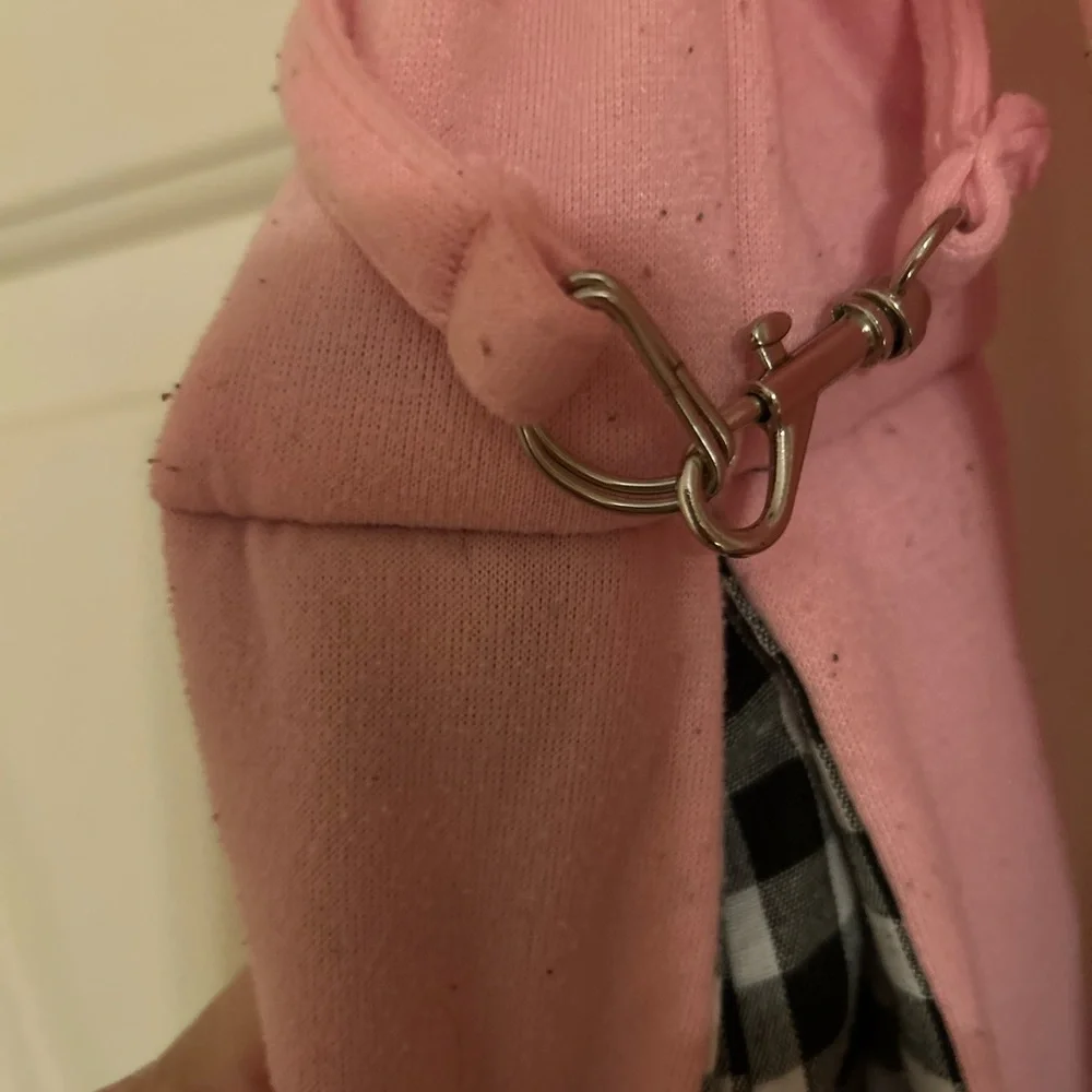 Cuby sling carrying