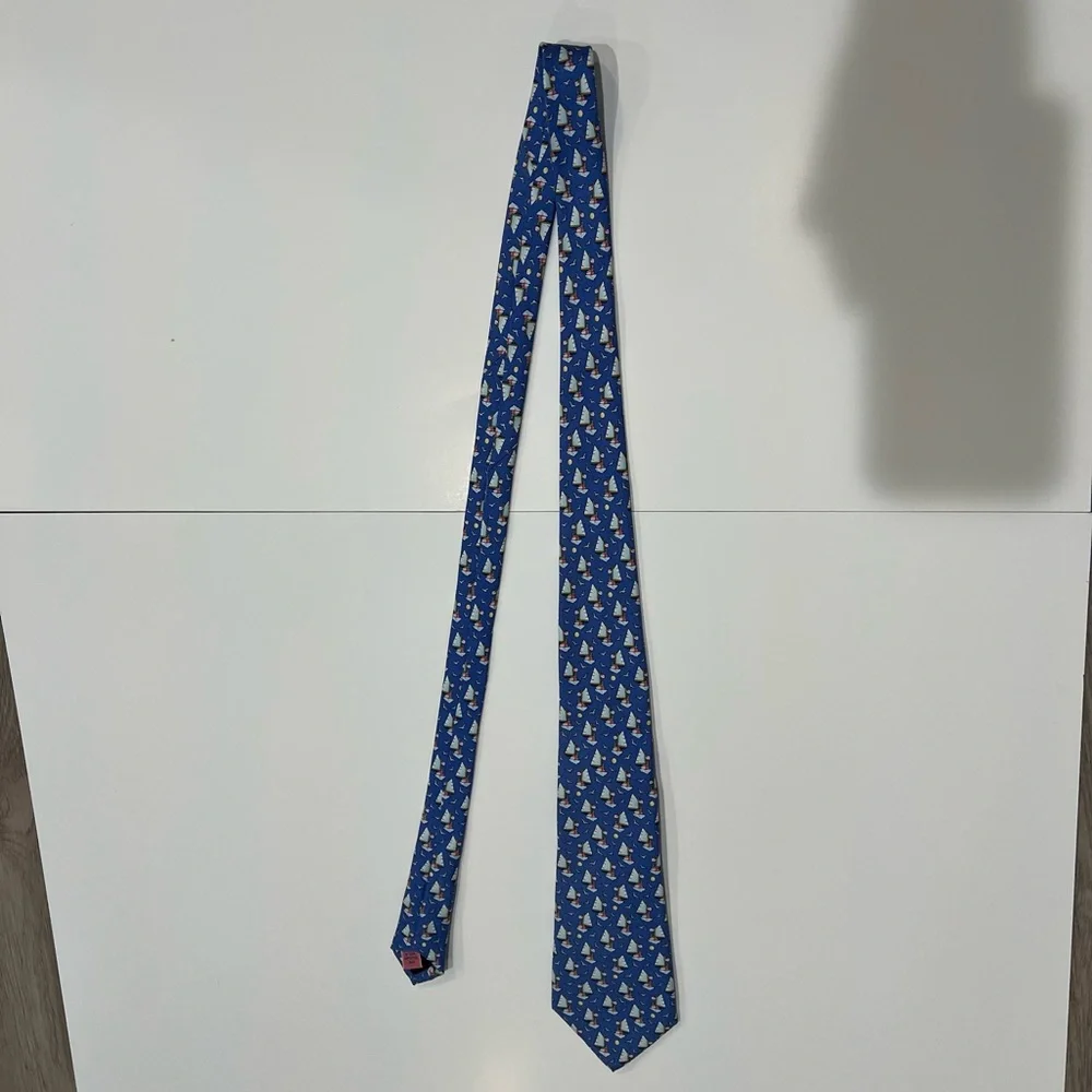 Vineyard Vines this sailboat