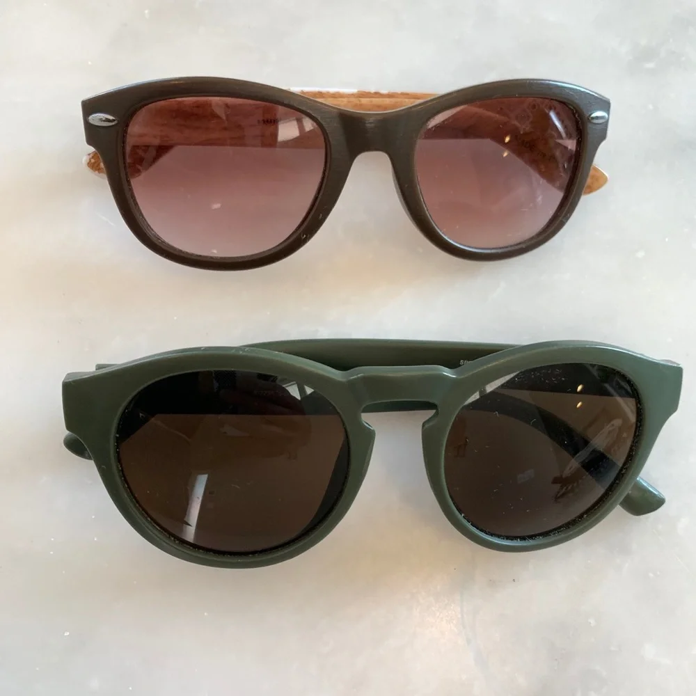 2 GAP Kids Sunglasses. Wood and Army Green. OS