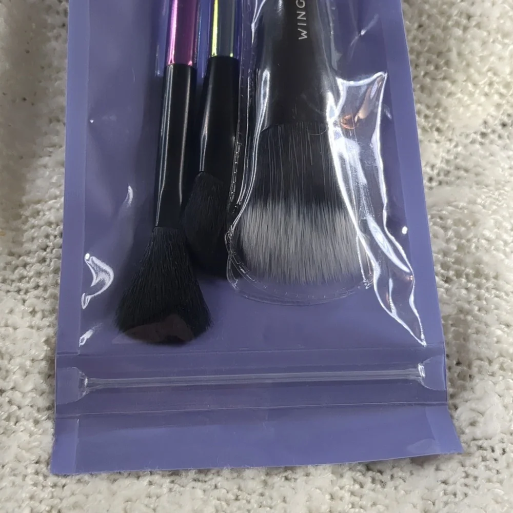 WingMe cosmetics halo