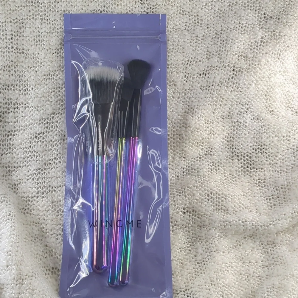 WingMe cosmetics halo