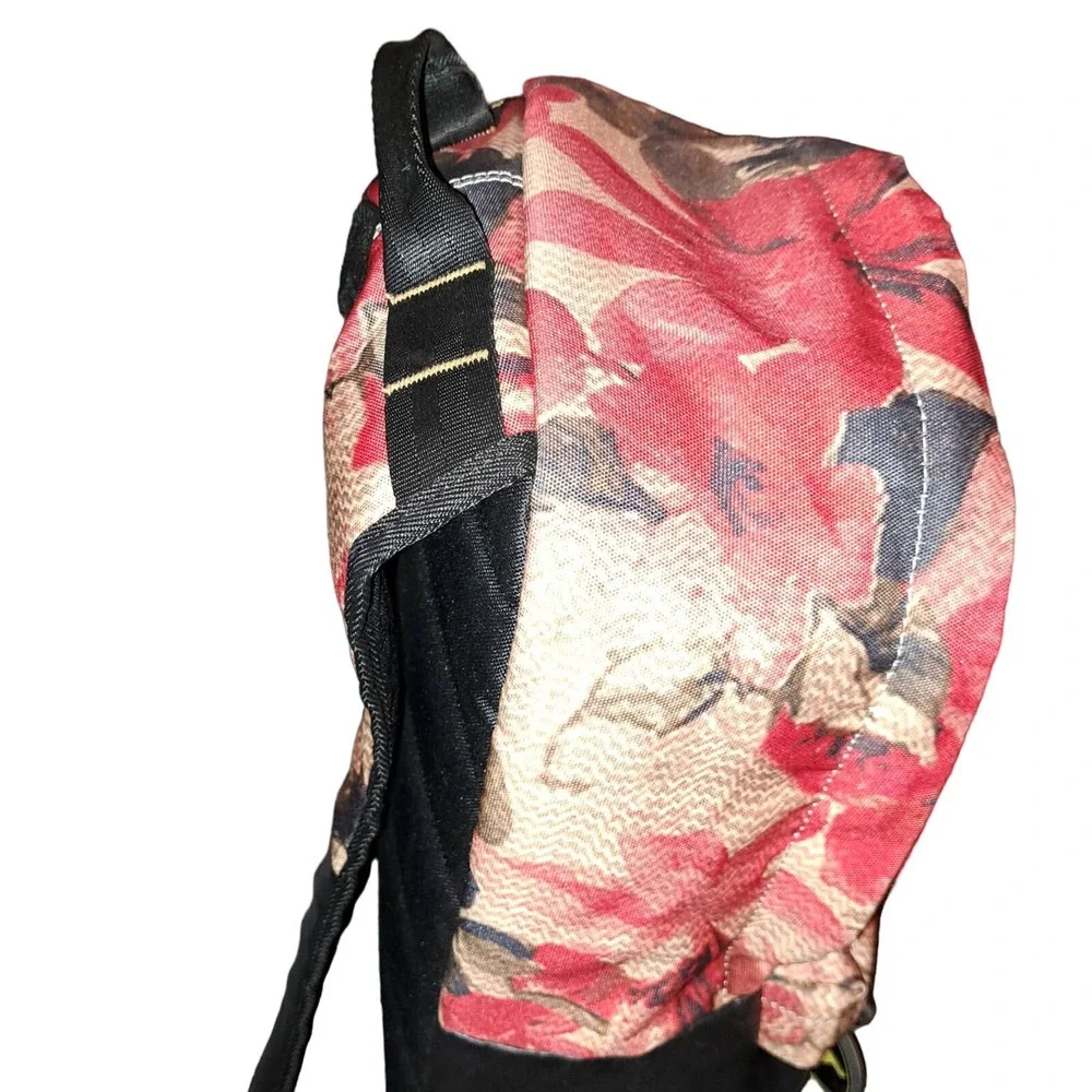 SALE!! NWOT- Tilly Beautiful Poppy and cream BackPack