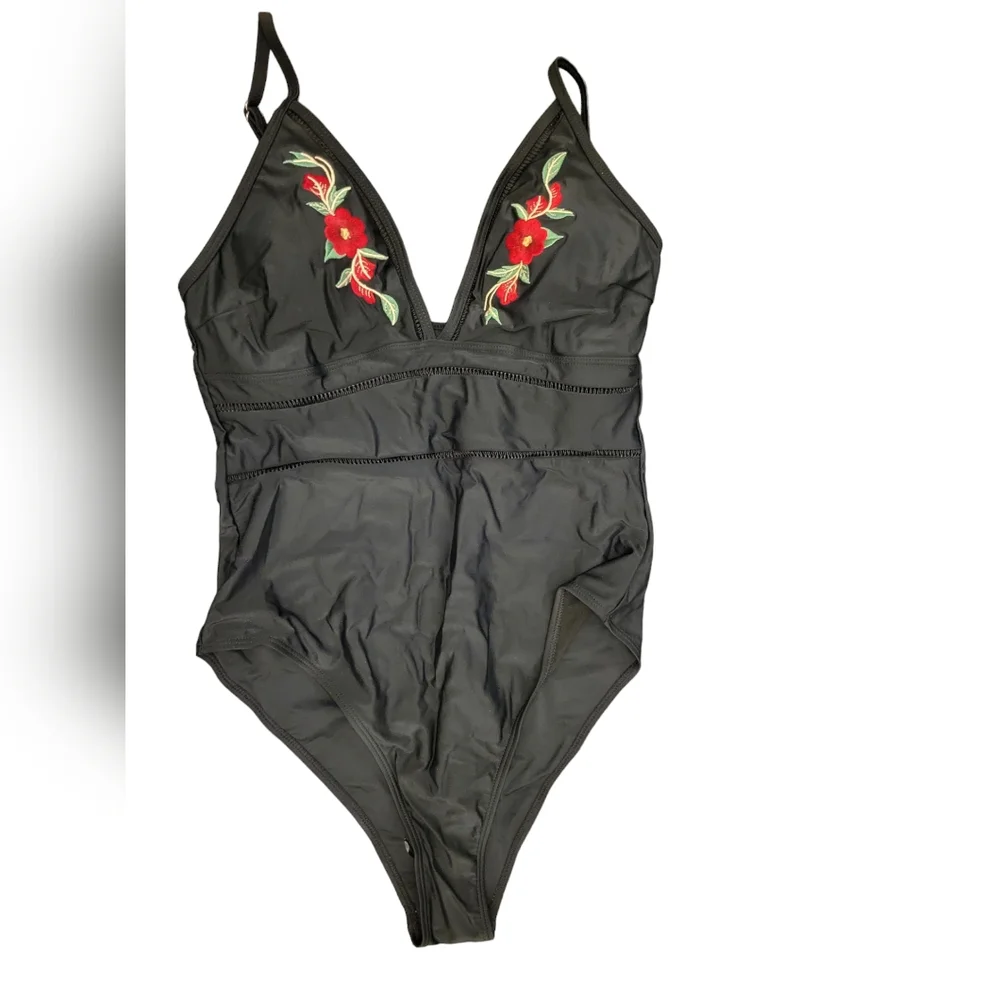 SHEIN Womens Swimsuits Lot of 4 Size M NEW One Piece Floral Strapless Swim