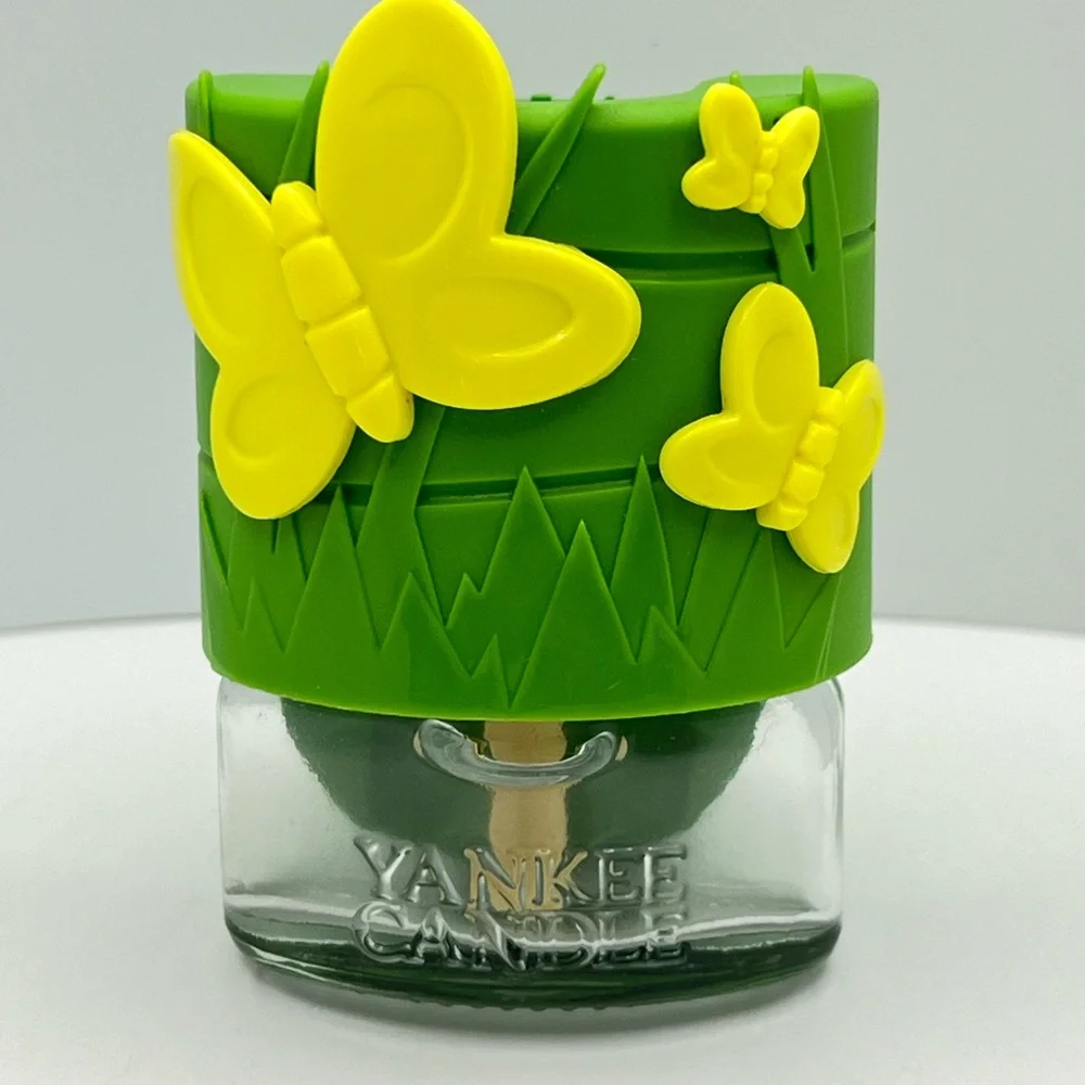 Yankee Candle Scentplug Diffuser ~  Butterflies & Grass ~ Pre-Loved