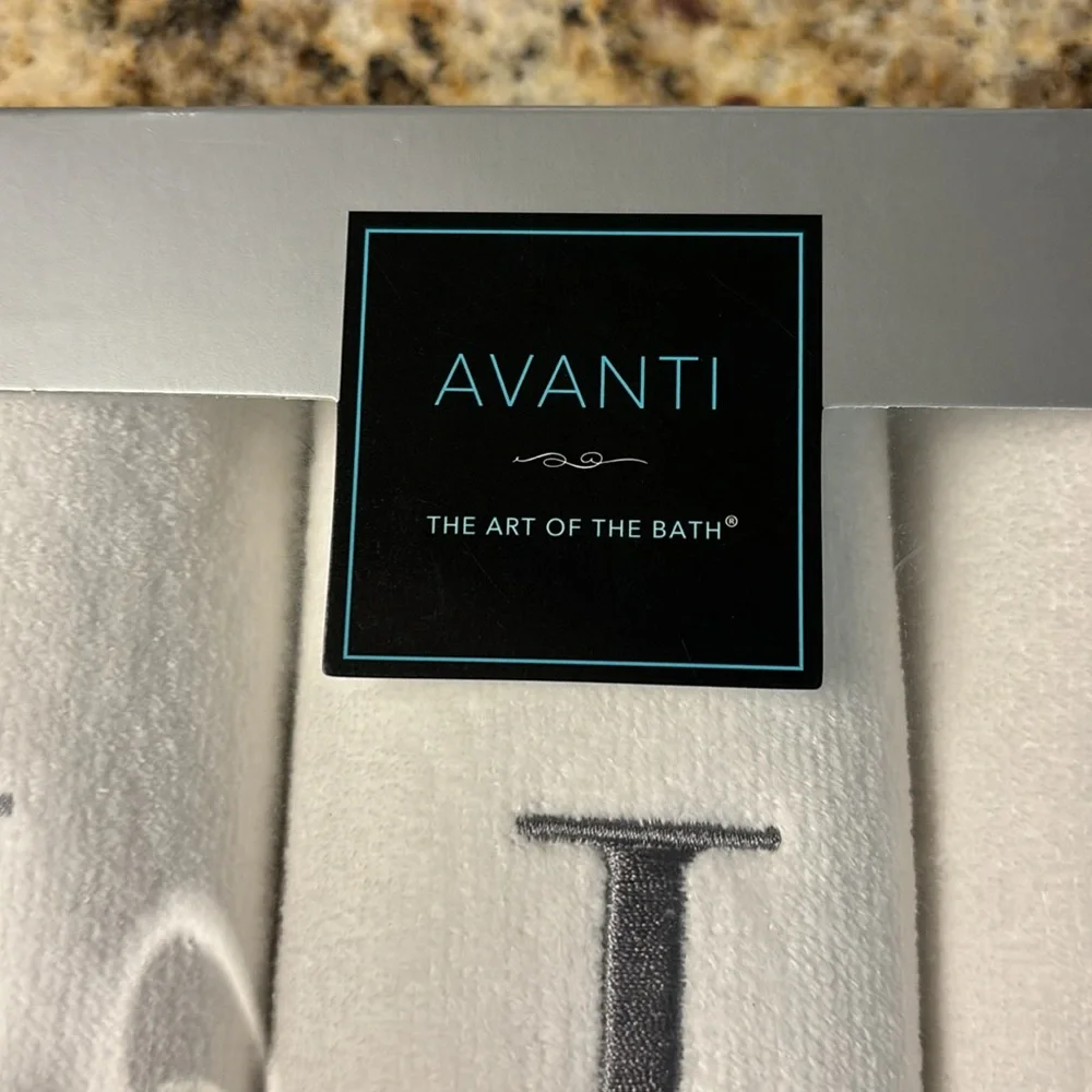 Avanti brand new