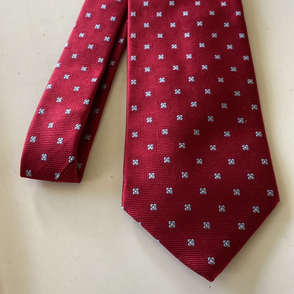 Brooks Brothers Pure Silk Red Tie. Woven in England