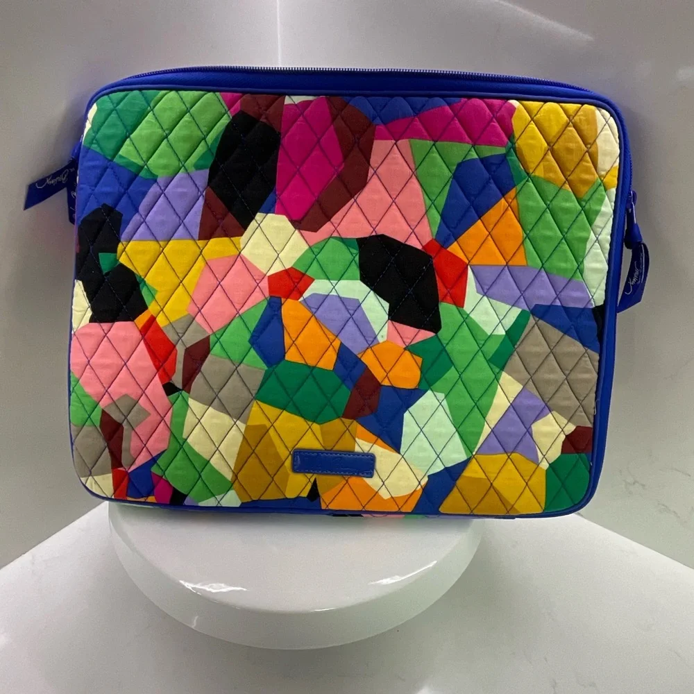 Vera Bradley laptop/tablet padded quilted sleeve