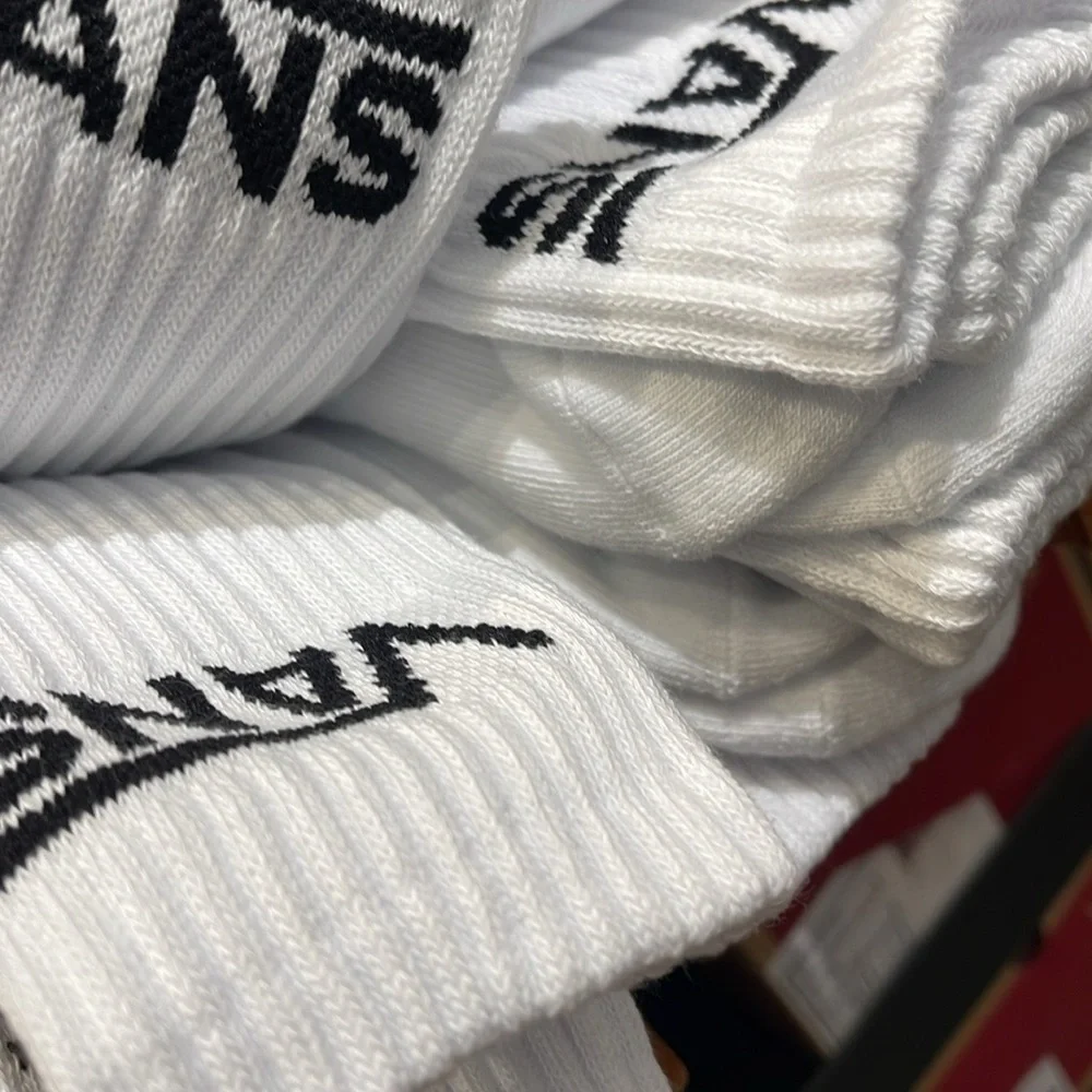 Vans socks pairs