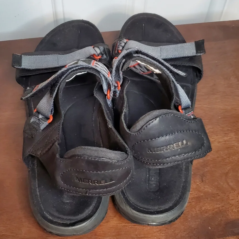 Merrell sandals size