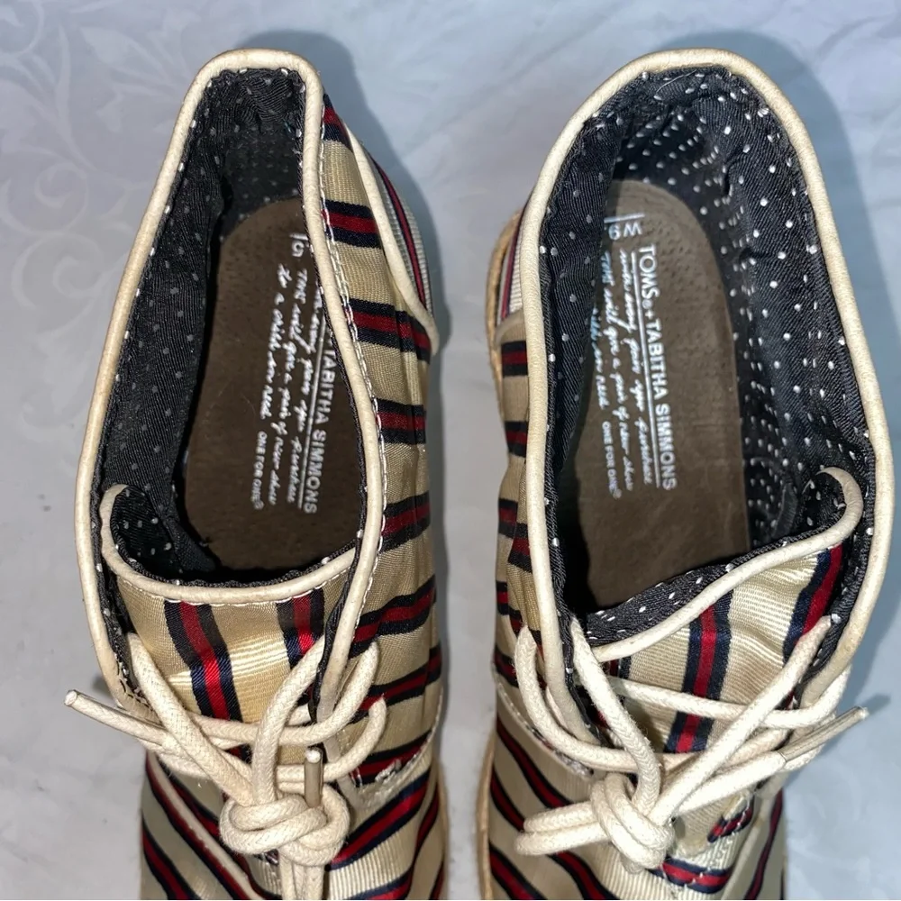 Toms + Tabitha Simmons Red Cricket Stripe Desert Wedge Retail $200 New W Flaws