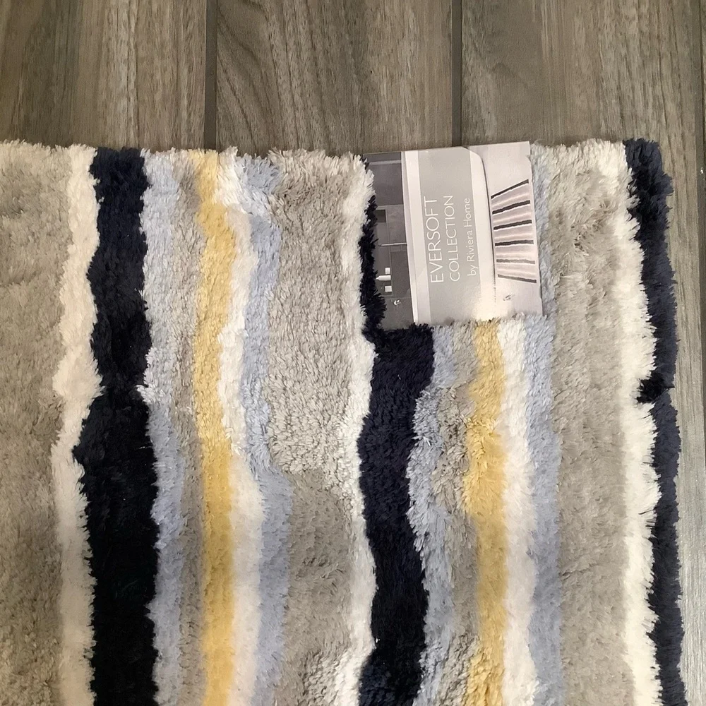 Riviera Home nwt gray